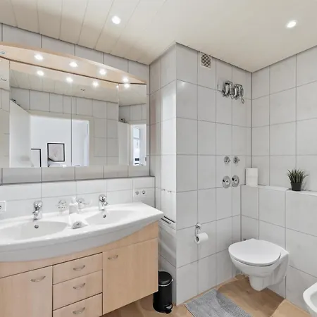 Apartament Malu - Ueber Den Daechern Der Stadt, Zentrum, Parkhaus, Panorama, Terrasse, Hoechste Der Stadt Ludwigsburg
